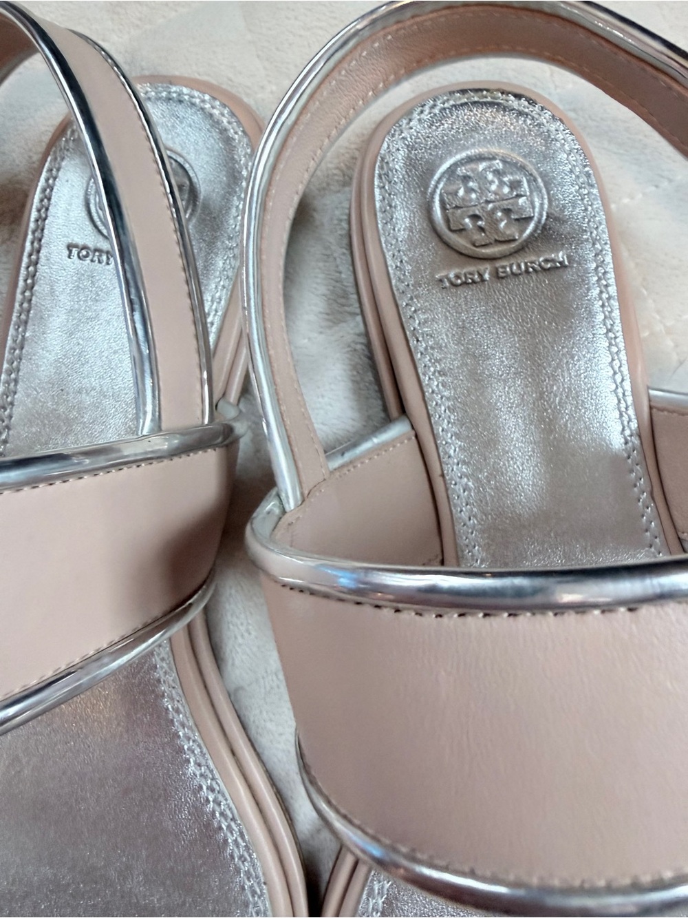 👡 Tory Burch Laurel Leather Sandals – Size 10.5M